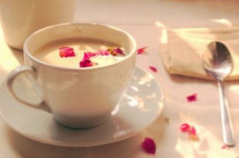 奶茶加盟店如何取得创业成功？拓展客源是关键