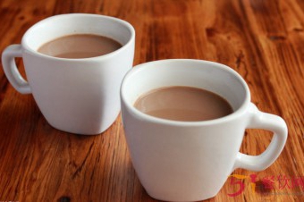莫奶奶茶加盟优势有哪些？奶茶行业实力强悍的品牌！