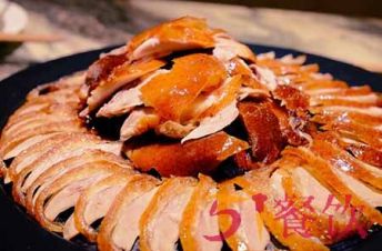 炉鼎聚北京烤鸭怎么样？北京烤鸭生意非常好做！