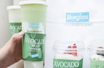 blueglass酸奶加盟需要多少钱？b